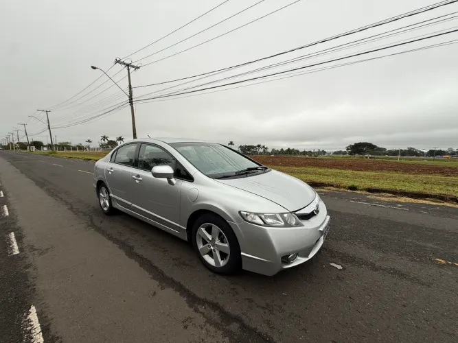 Honda Civic Sedan LXS 1.8/1.8 Flex 16V Mec. 4P 2009