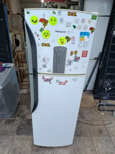 Vendo geladeira Panasonic