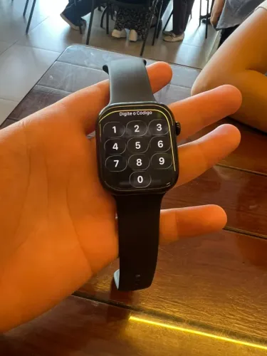 Apple Watch Series 11 Celular + GPS 