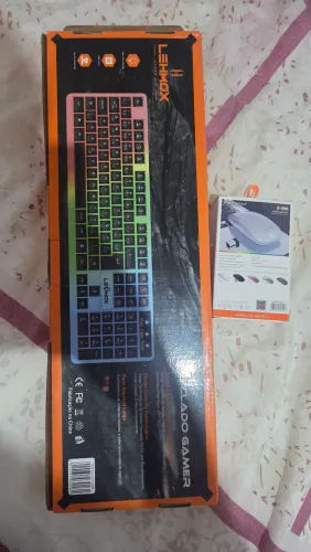 Kit teclado + mouse sem fio (Novo)
