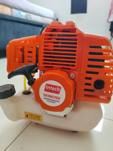 Roçadeira Intech Machine SKIM5100 52cc 2,2HP - Pouco uso