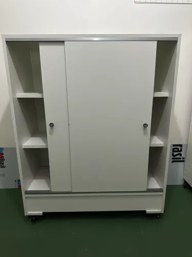 Balcão Vitrine para loja MDF em ótimo estado
