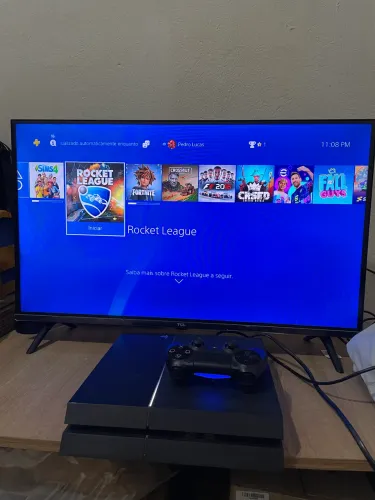 PS4 500GB 1 controle original e vários jogos