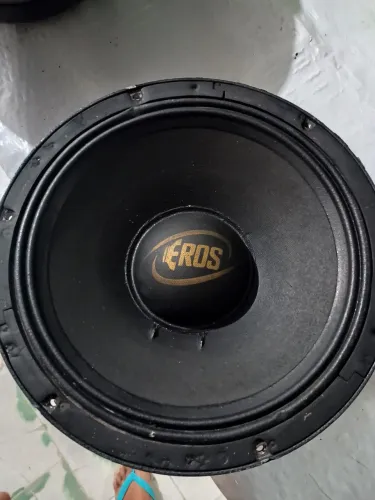 Médio de 12 Eros 400rms novo zero aceito cartões