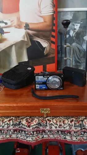 Cyber-shot da Sony 14.1 megapixels