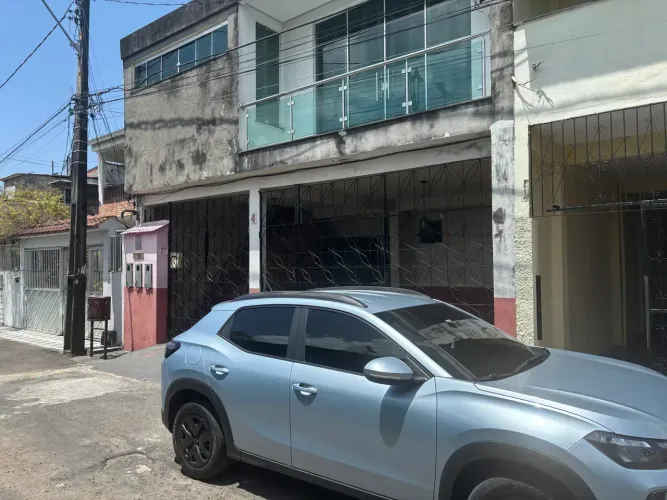 São Jorge, Vendo casa com 04 qtos financia.