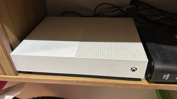 XBOX ONE S - 1Tb