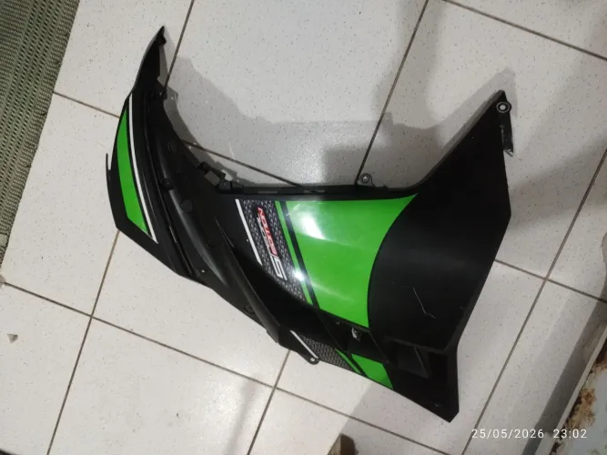 Carenagem Dianteira Direita - Kawasaki Ninja 300 2013 ABS