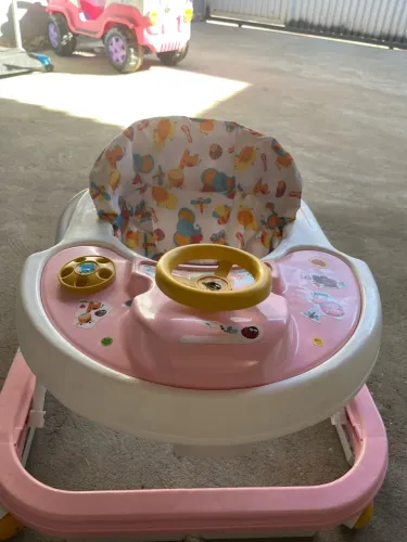 Vendo andador de bebê