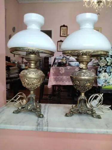 Par de abajures em ferro belíssimos e perfeitos anos 70