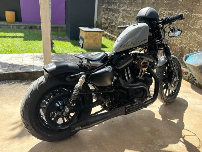 Harley Davidson Sportster XL883R (Bobber)