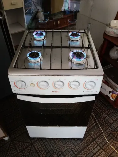 Vendo fogão automático tudo funcionando
