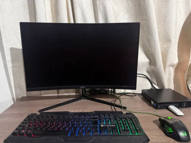 Computador i5 de 12 geração, com tela curva