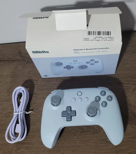 Controle 8 BitDo Novo