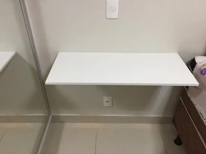 Mesa Dobrável 1m X 40cm MDF 15 MM com suportes inclusos pronta entrega por apenas 149,00