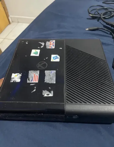 Vendo Xbox 360, desbloqueado semi novo não inclui controle 