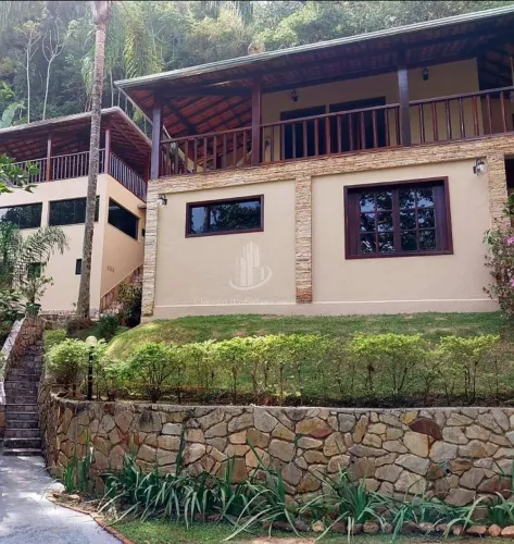 Casa em Condomínio para Venda em Rio Acima, 5 dormitórios, 2 suítes, 6 banheiros, 4 vagas