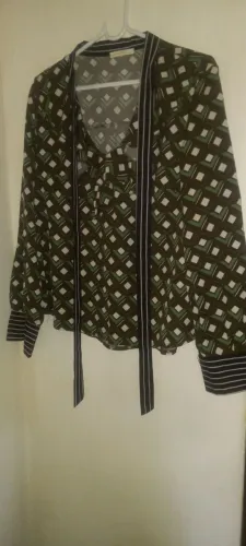 Vendo essas blusas tam: G /GG