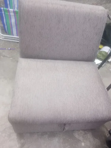 Vendo sofá cama semi novo para saí agora