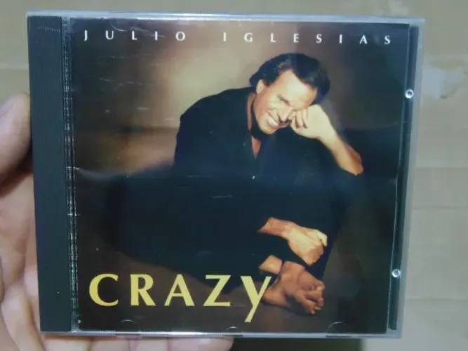 Cd Cantor Julio Iglesias- Crazy, Usado