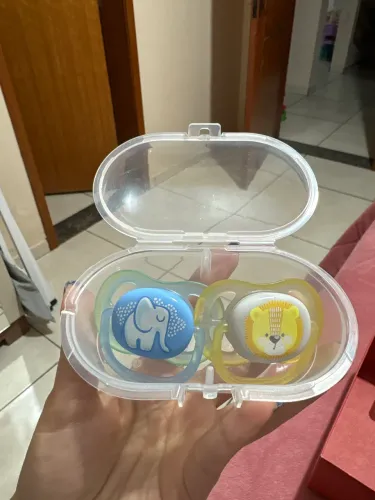 2 chupetas avent menino 0-6m