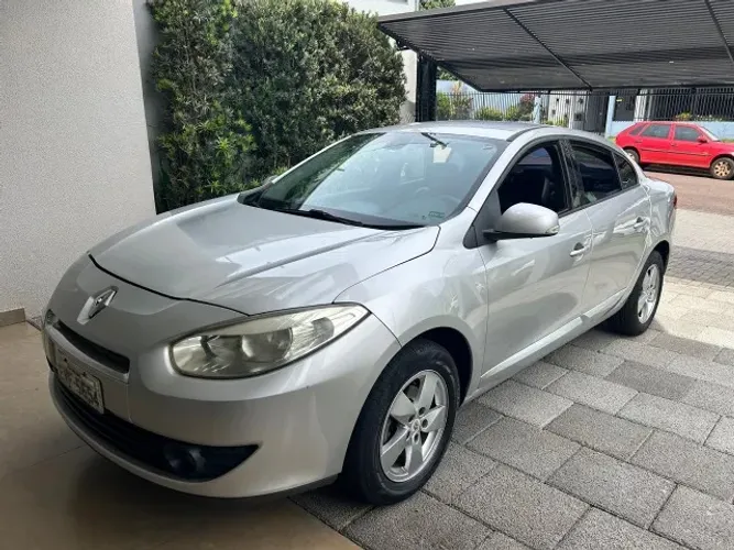 Renault Fluence Sed. Dynamique 2.0 16V Flex Aut. 2011