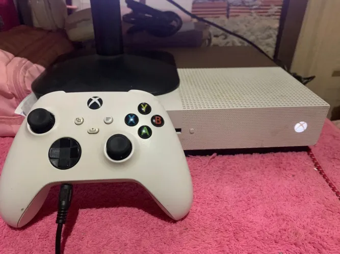 Xbox one s branco 