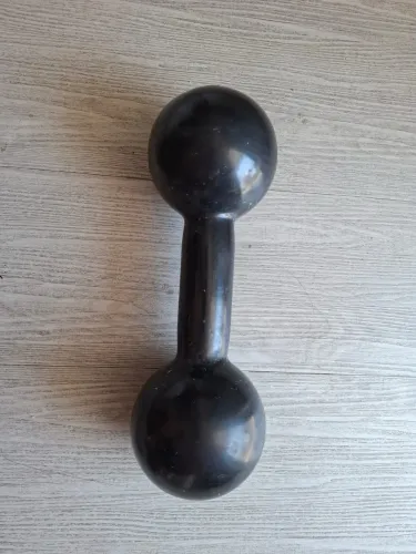Vendo halter preto emborrachado de 10 KG! Sem uso!!