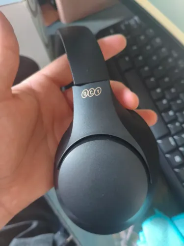 Fone bluetooth QCY em perfeitas condições