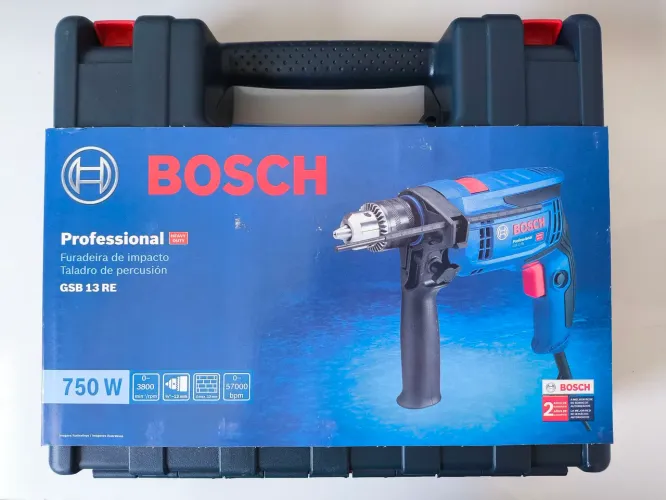 Furadeira Bosch 750W na Maleta NOVA PROMOÇÃO 
