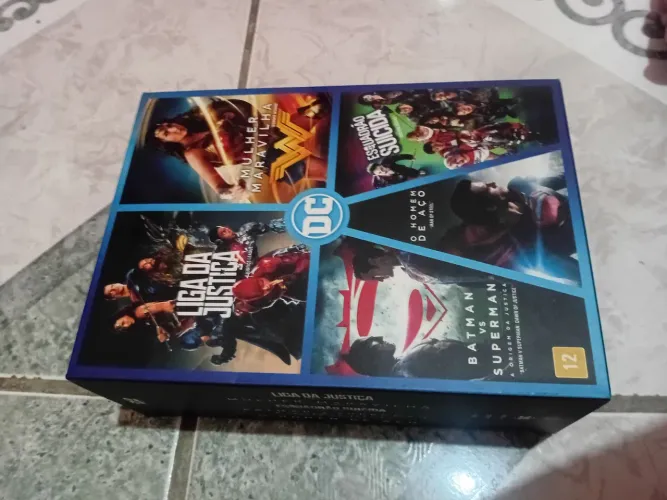 DVD BOX - FILMES DC