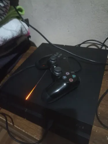 Ps4 Fat com Fifa 26 e outros jogos