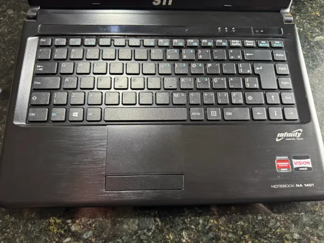 Notebook Sti Na 1401 Com Defeito Para Retirada De Peça