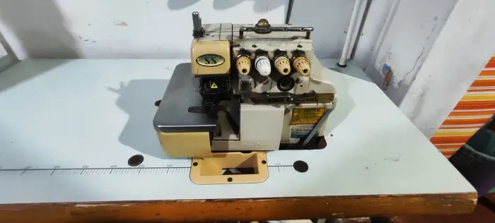 Maquina de costura Ponto Cadeia