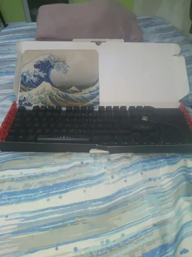 Teclado Semi-Mecânico KUNP Kp RGB