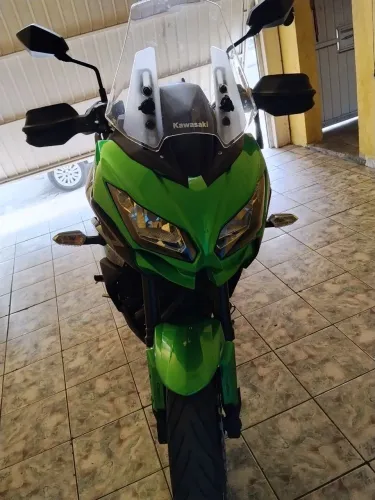 Versys 650 2022 apenas 7200 km