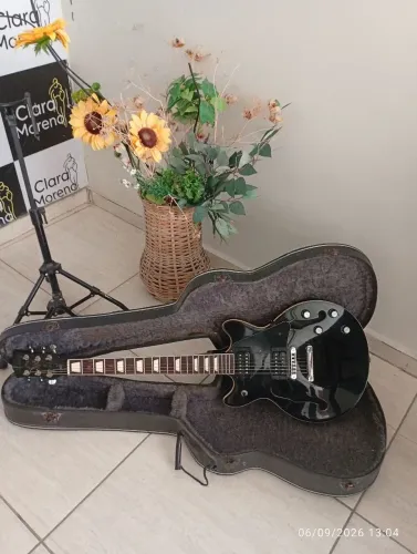 Guitarra semi acústica timbre impecável cuida no precinho troca e venda