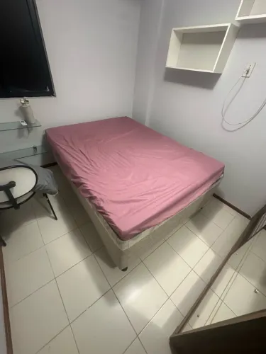 VENDO CAMA + COLCHÃO 