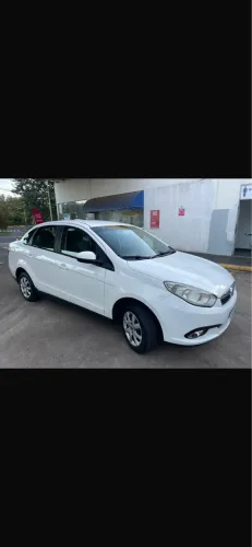 Fiat Grand Siena Attrac. 1.4 EVO F.flex 8V 2015