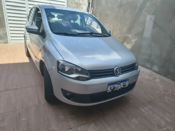 Volkswagen Fox Prime/higli. 1.6 Total Flex 8V 5P 2013