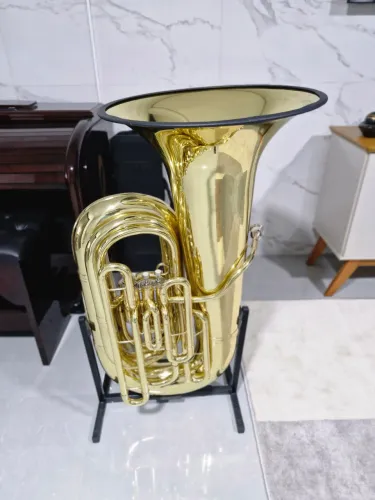 Tuba Conn 24J