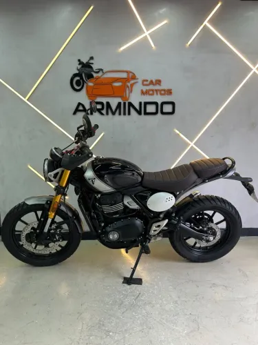 Triumph SCRAMBLER 400 X