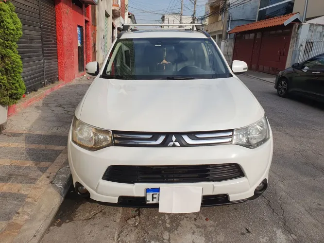 Mitsubishi Outlander 2.0 16V 160cv Aut. 2015