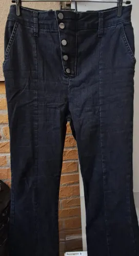 Roupas seminovas