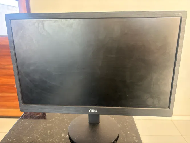 Monitor aoc lcd 18,5 
