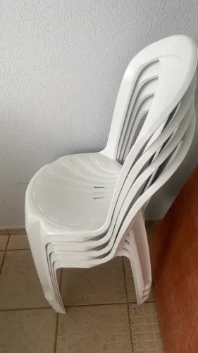Cadeiras plástica