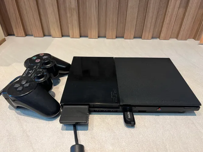 Vendo Play 2 funcionando perfeitamente.