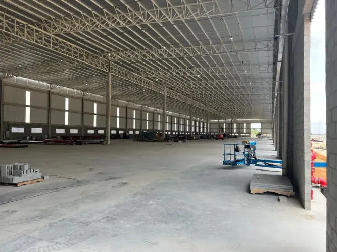 Imóvel para aluguel com 2500 a 7500 metros quadrados em Centro - Conde - PB