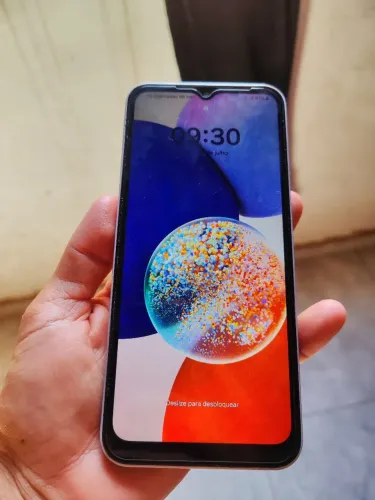 Vendo A14 128GB prata.