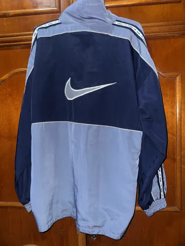 Jaqueta Nike vintage GGG - Original